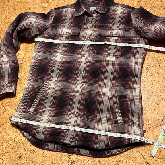 Carhartt Wm’s Hubbard Sherpa Lined Plaid Flannel Shirt Jacket In Deep Wine Sz M - Picture 14 of 16